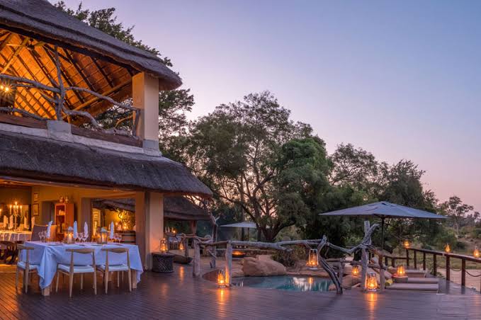 Kruger Signature Luxury Lodge - image 8